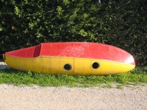 Canapé réalisé à partir d'un flotteur de CANADAIR "Vendu"