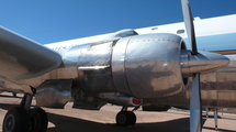 "Bar" Capot moteur d'avion Douglas DC6 - Vendu "Bar" Capot moteur d'avion Douglas DC6 - Vendu