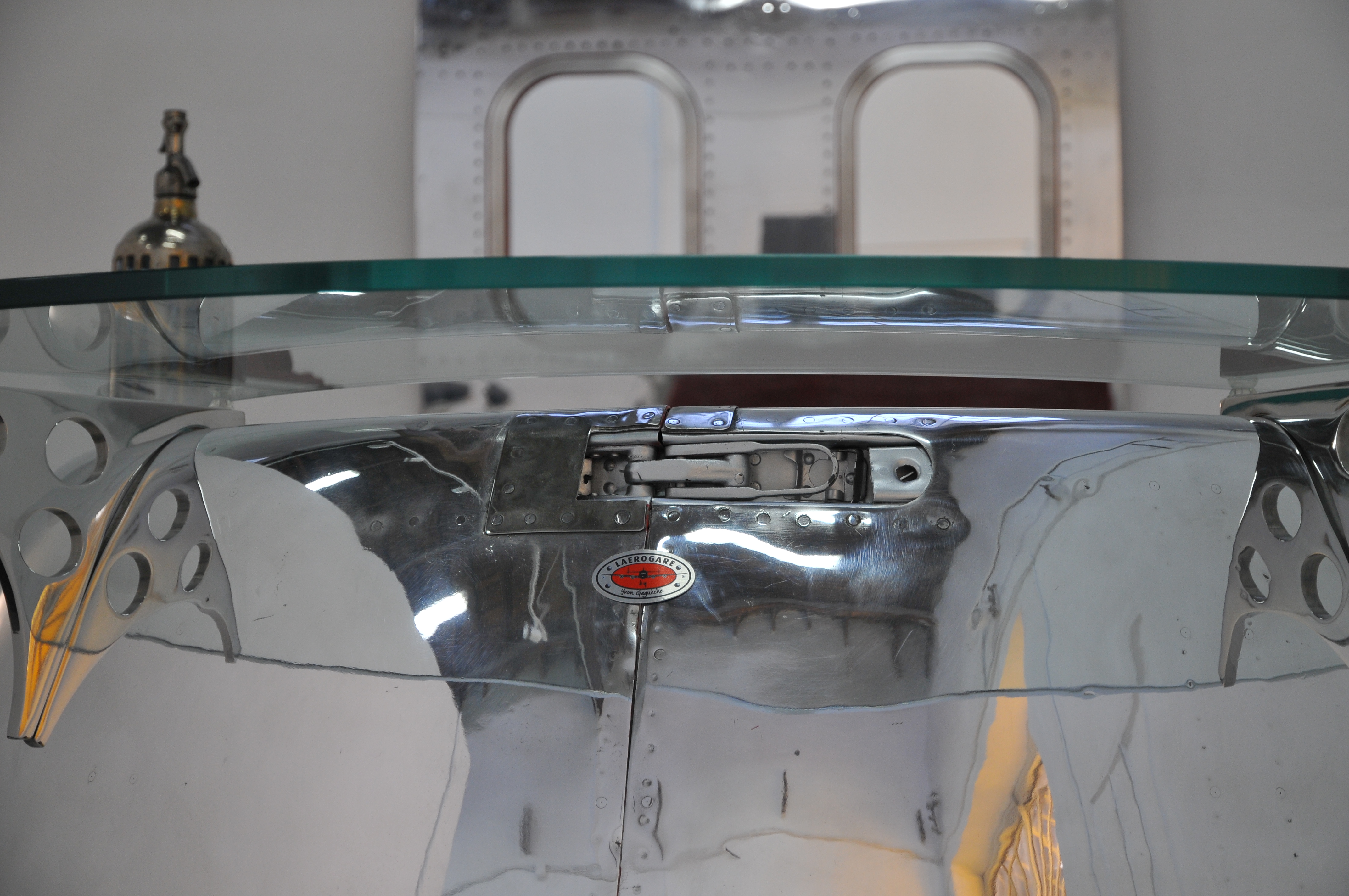 Bar capot moteur Douglas DC3 Bar capot moteur Douglas DC3