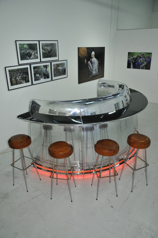 Bar Douglas DC10